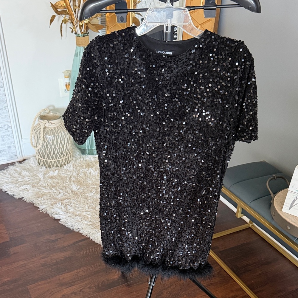 Fashion Nova Black Sequin Short Sleeve Top with Feather Hem